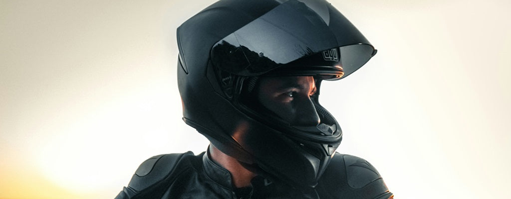 Est-il interdit de porter une cagoule en moto ? - Espace Cagoules