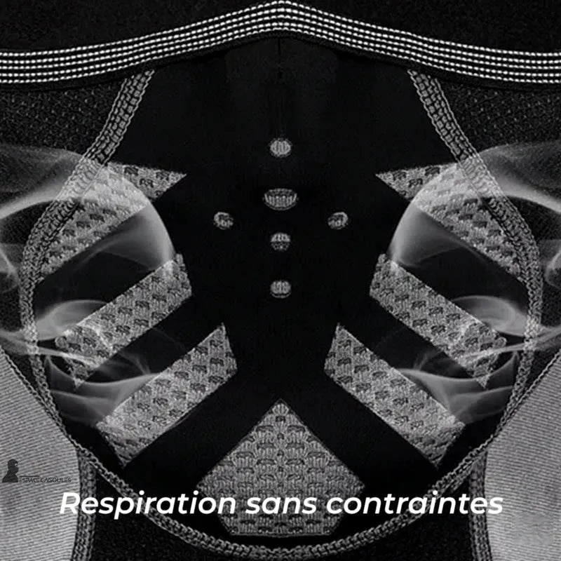 Cagoule pour moto avec zone de respiration renforcĂ©e, tissu maillĂ© respirant et flux dâair optimisĂ© pour Ă©viter la buĂ©e