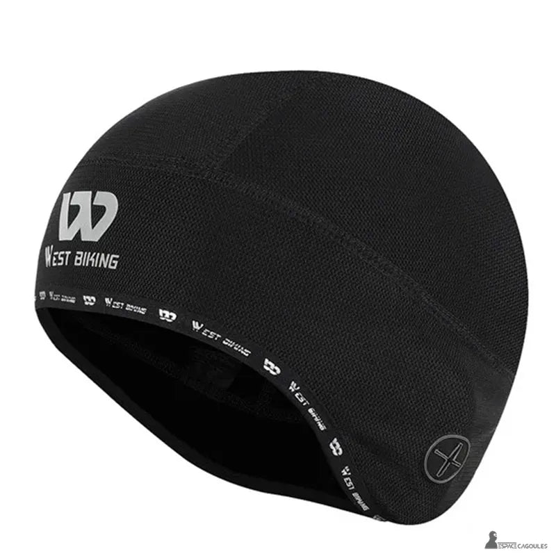 Bonnet sous casque velo noir West Biking vu de cÎté sur fond neutre