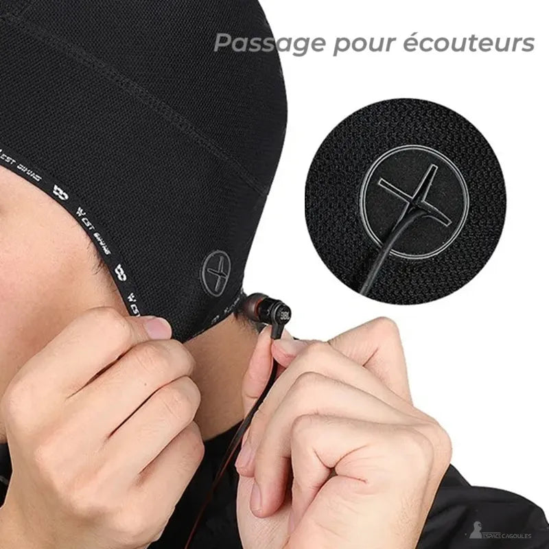Bonnet sous casque velo noir avec passage intĂ©grĂ© pour cĂąble dâĂ©couteurs