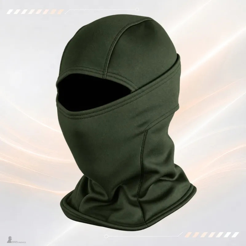 Cagoule de Chasse Polaire en polaire verte portée, forme intégrale couvrant tête et cou avec ouverture faciale, vue de profil sur fond neutre – Espace Cagoules