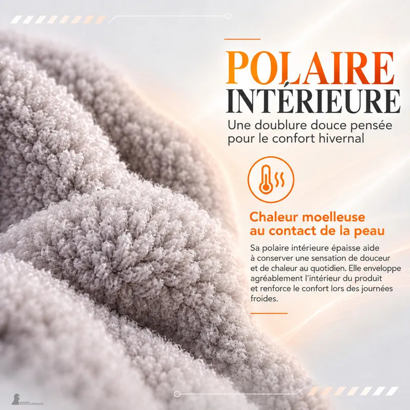 Gros plan sur la doublure polaire épaisse et moelleuse à l'intérieur de la cagoule enfant hiver - Espace Cagoules
