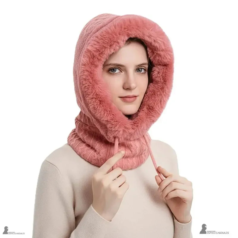 Pasamontañas de mujer con piel rosa oscuro, capucha abierta ajustable, tejido de punto y ribetes suaves visibles - Espace Cagoules