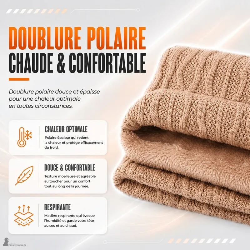 Pasaguiñas de piel de mujer en primer plano sobre punto beige y forro polar suave, detalles de material que muestran calidez y confort invernal - Espace Cagoules
