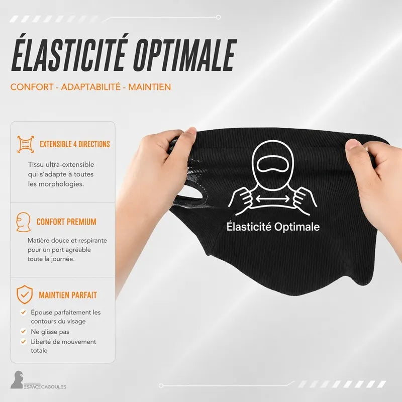 Cagoule Ghost Call of Duty étirée à deux mains montrant le tissu extensible 4 directions - Espace Cagoules