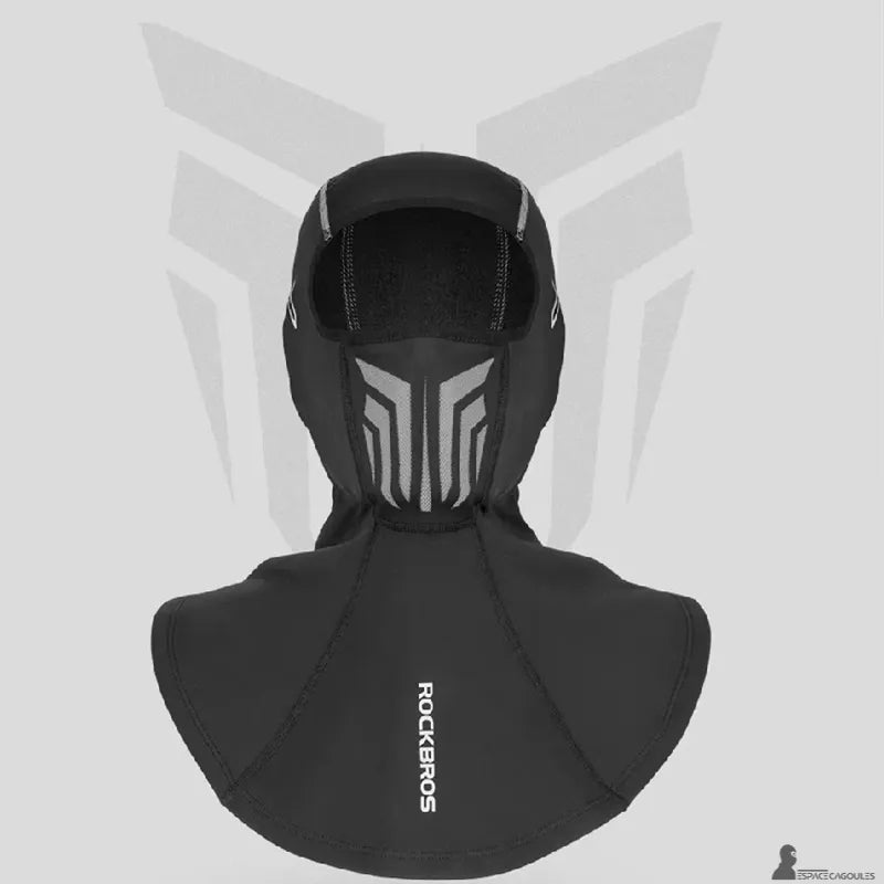 Cagoule homme moto noire vue de face avec motif respirant sur la bouche et plastron couvrant le cou – Espace Cagoules