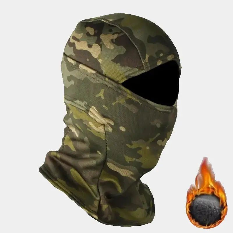 1-Loch-Camouflage-Militärkapuze, isolierend und atmungsaktiv, zum Schutz vor Kälte und Wind. Hitzesymbol, das auf die Innenseite des Thermofleeces hinweist.