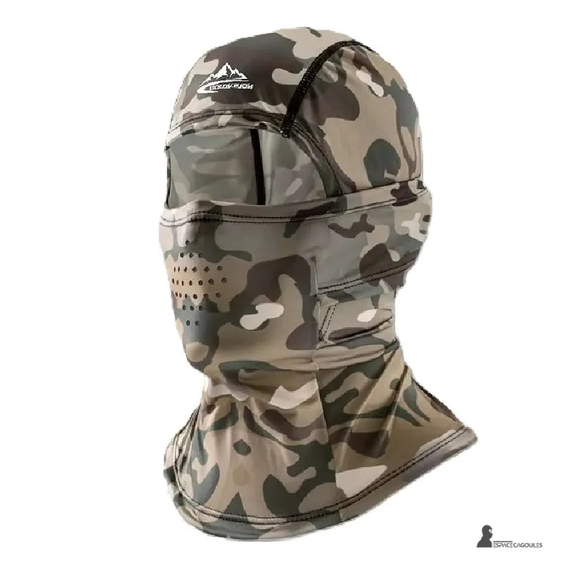 Militär balaclava 1-hål i glansig siden, skogsgrön kamouflage, sett framifrån med ett enda öppning som täcker näsa, kinder och hals - Utrymme för balaclavor.