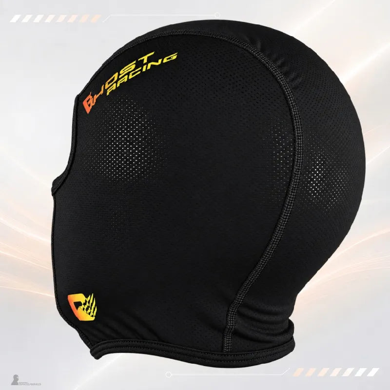 Profil arrière de la cagoule moto en soie Summer noire, coupe ajustée près de la tête pour un port discret sous le casque moto - Espace Cagoules