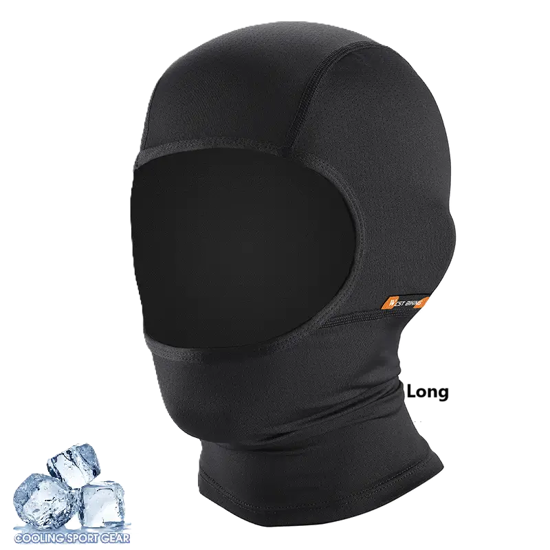 Cagoule moto été minimaliste noire avec un design léger et respirant, accompagnée de glaçons en arrière-plan pour symboliser son effet rafraîchissant par temps chaud.