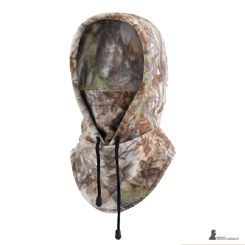 Cagoule polaire camouflage chasse coloris brun clair et vert, adaptée aux environnements boisés