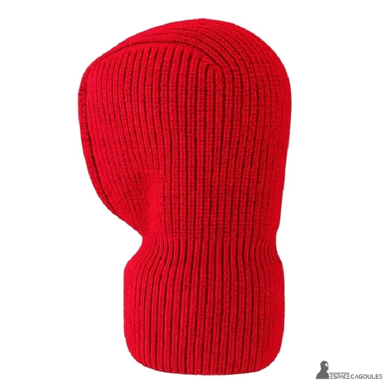 Cagoule Rouge vue de dos, exposant la maille tricotée uniforme et sa forme ergonomique pour une couverture complète