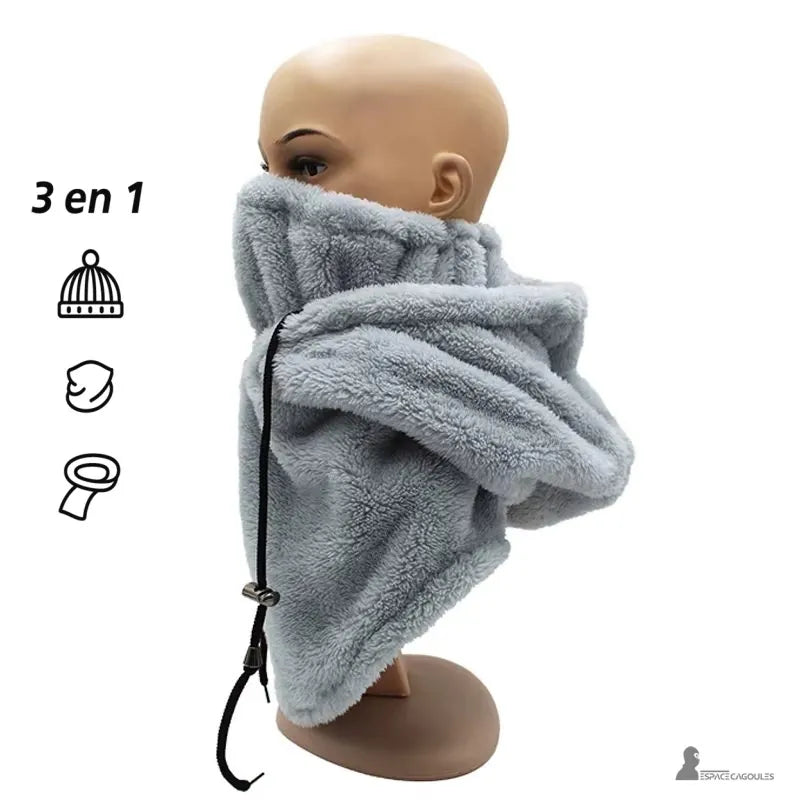 Cagoule Sherpa grise 3 en 1 sur mannequin, montrant la polyvalence bonnet, cache-nez et tour de cou â Espace Cagoules