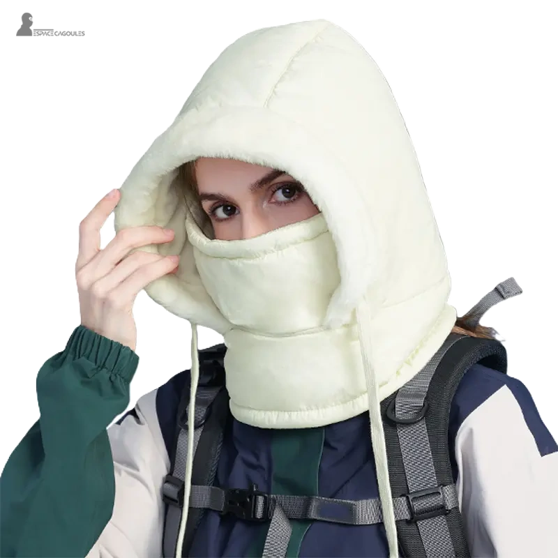 Beige vattentĂ€t dambalaklava med Ă„tsittande huva och fleece för maximal komfort â Espace Cagoules