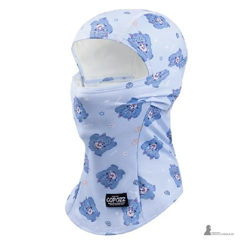 Blå skidbalaklava för barn med björnmönster, stretchtyg och mjukt fleecefoder för vinterdagar.