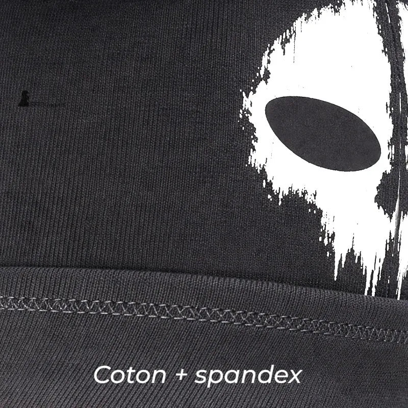 Cagoule tête de mort Call of Duty en coton et spandex, forme intégrale 1 trou avec couture renforcée, vue en gros plan du tissu noir et du motif crâne imprimé - Espace Cagoules