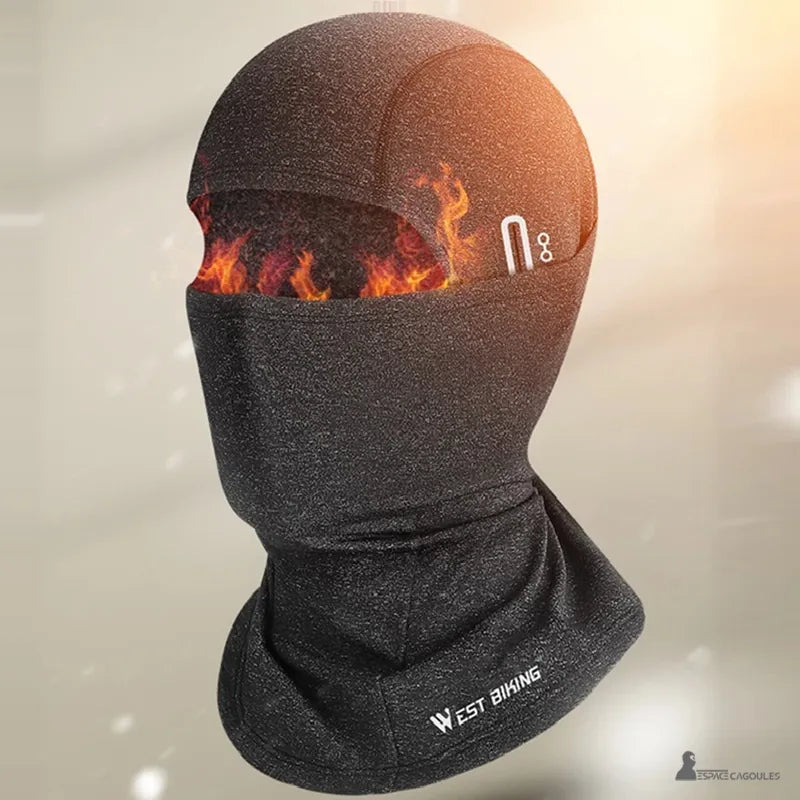 Cagoule vélo grand froid noire avec effet visuel de flammes symbolisant chaleur extrême et protection thermique