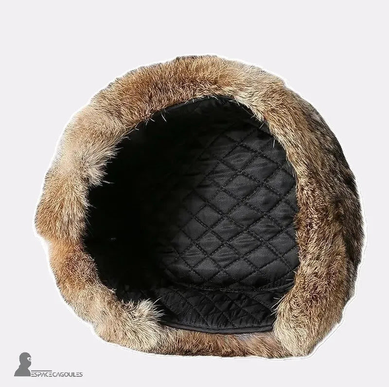 Intérieur matelassé noir d’une Chapka Russe pour homme en fourrure brune