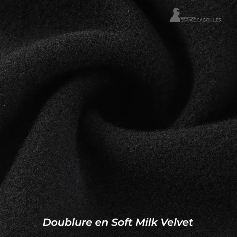 Meilleure Cagoule Moto vue rapprochée sur la doublure Soft Milk Velvet noire, douce et chaude