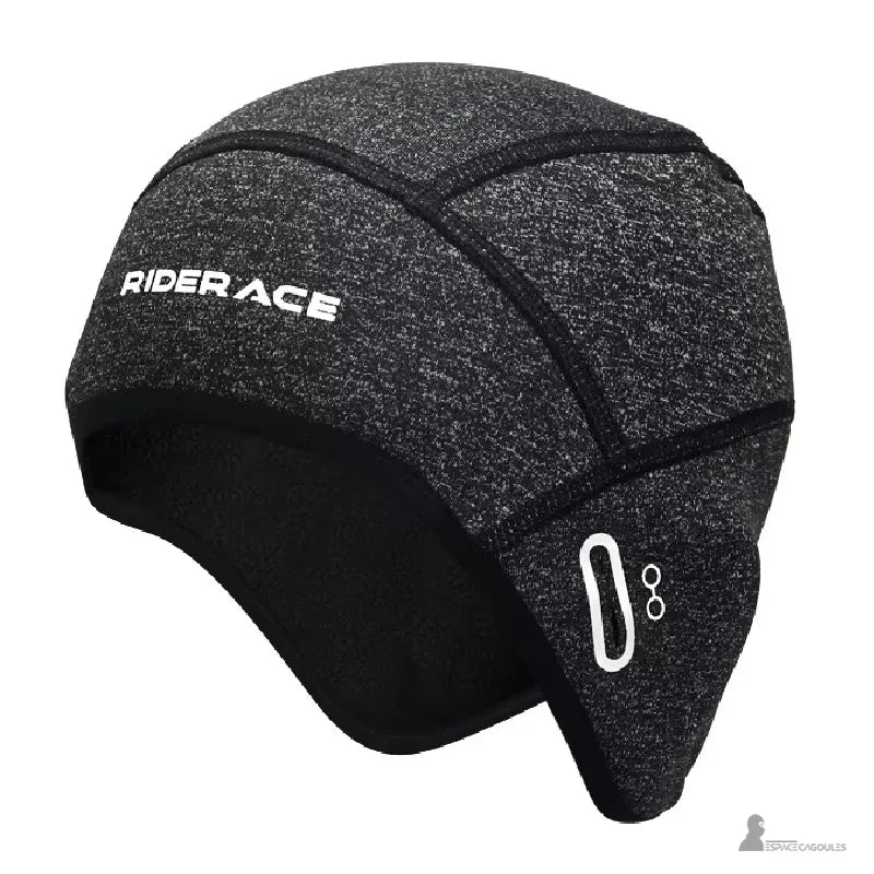 Sous casque vélo route gris chiné en polaire chaude et respirante, conçu pour protéger du froid tout en laissant passer l’humidité pendant les trajets à vélo