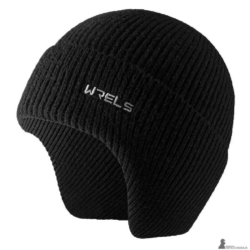 Bonnet sous casque ski noir en maille tricotée extensible, forme ajustée avec protection des oreilles, vue de profil sur fond blanc - Espace Cagoules