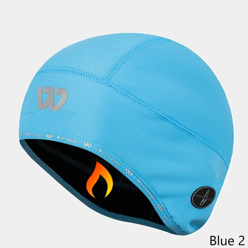 Bonnet sous casque vélo bleu clair, respirant et coupe-vent, idéal pour les cyclistes cherchant confort et chaleur sous leur casque.