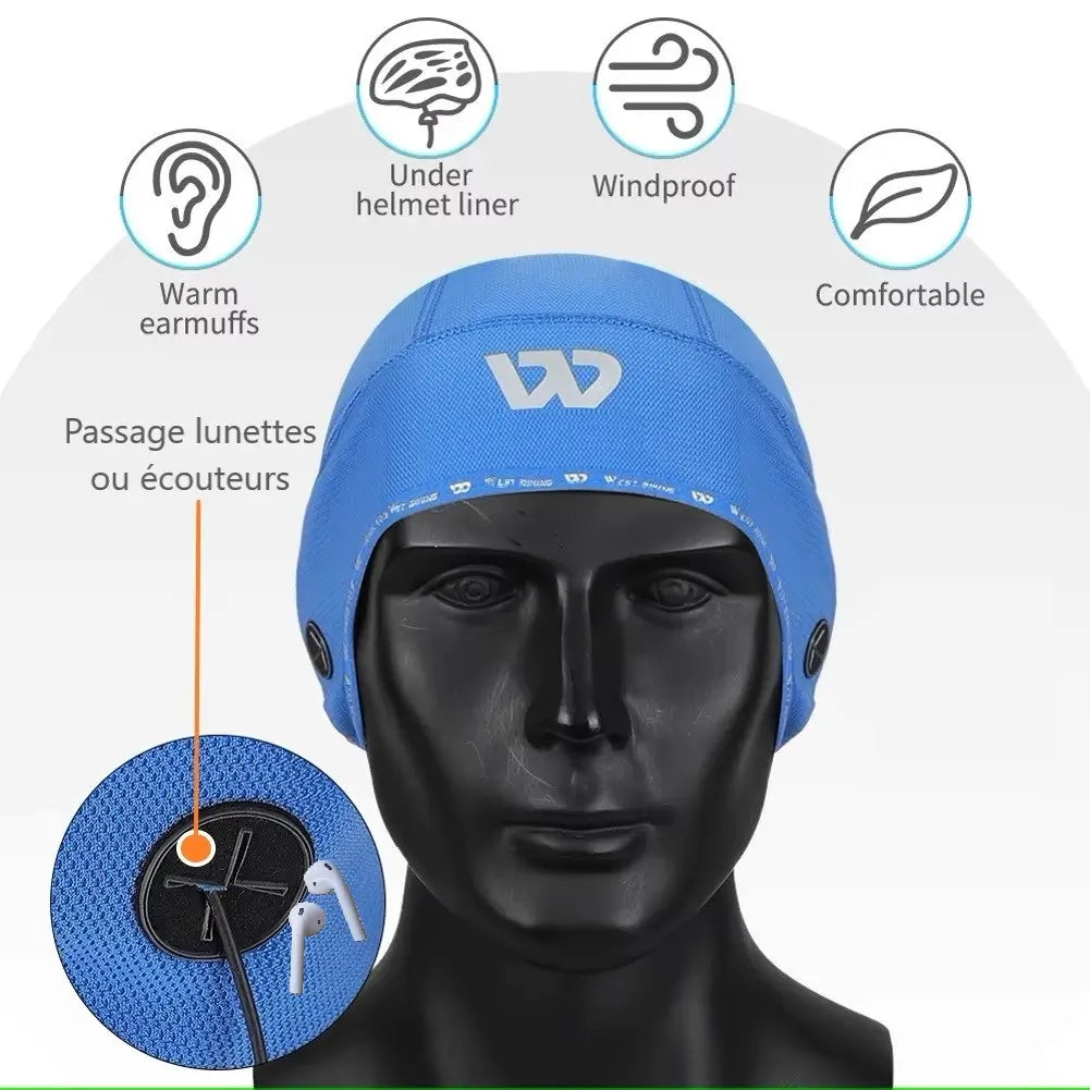 Bonnet sous casque vélo ajusté sur un mannequin, illustrant les caractéristiques : respirant, coupe-vent, passage pour lunettes et confort optimal.