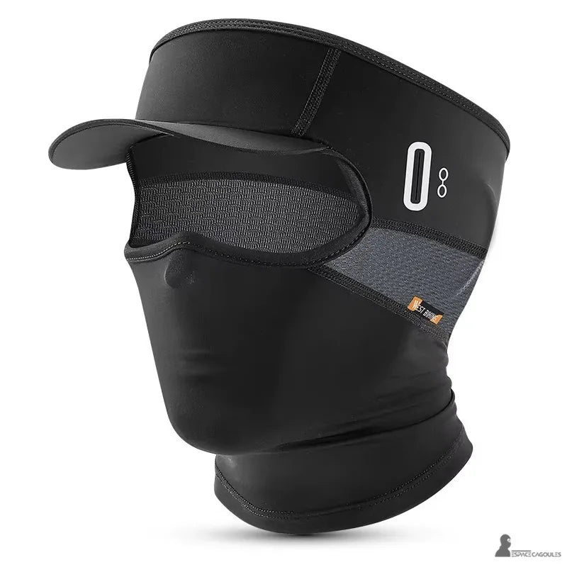 Cagoule casquette vélo été noire avec zone latérale grise respirante et visière intégrée, vue produit isolée sur fond clair – Espace Cagoules