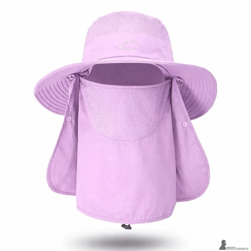 Cagoule chapeau protection solaire violette vue de face avec large bord et protection visage intégrée en tissu respirant - Espace Cagoules