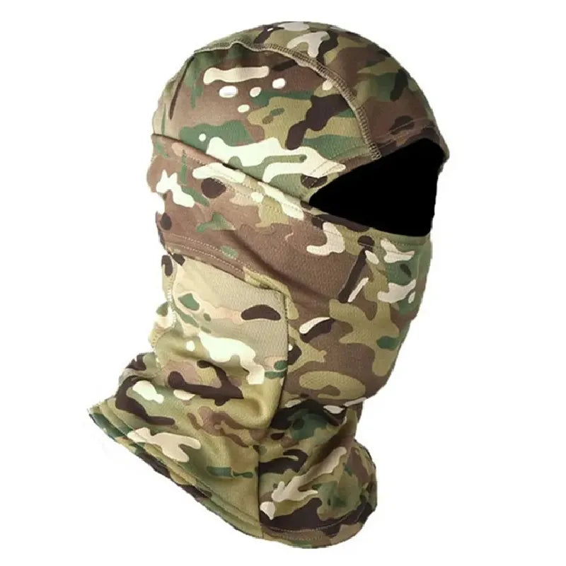 Polarfleece Jagdmütze Camouflage CP aus Fleece, Ganzkörperform mit Augenöffnung, Seitenansicht auf hellem Hintergrund – Bereich Mützen