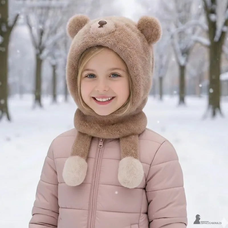 3-in-1 Kids Balaclava with Face Cover Down, Worn by a Child in Cold Outdoor Weather - Espace Cagoules