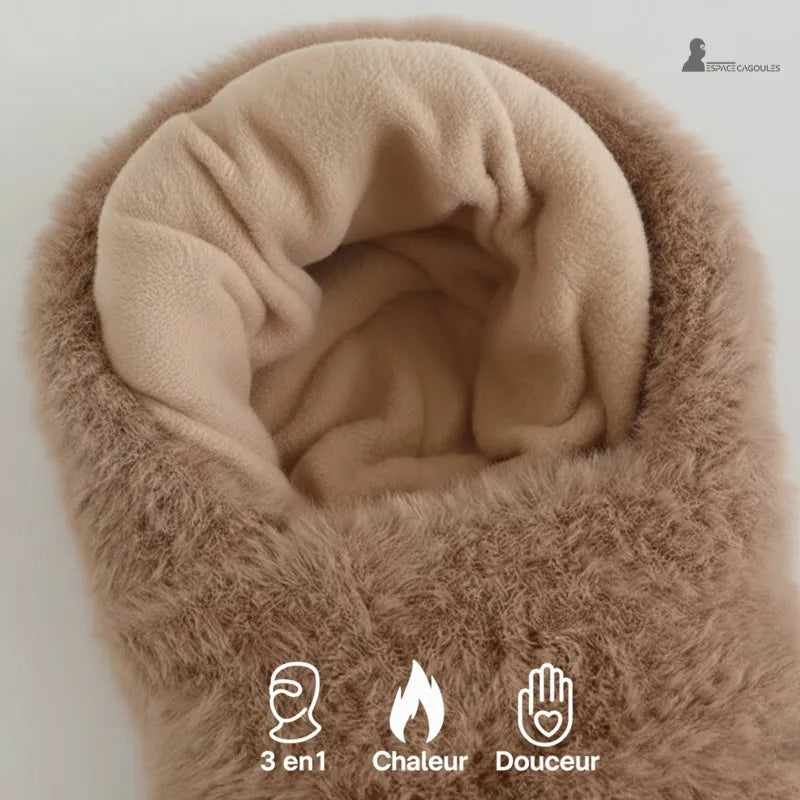 Children's balaclava with soft fleece lining, enveloping shape, close-up view of the inner lining - Espace Cagoules