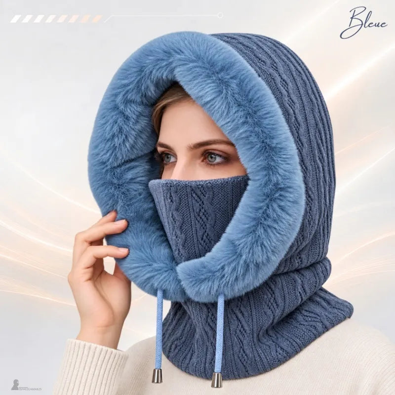 Cagoule femme fourrure bleue, fausse fourrure bleu clair autour du visage, masque relevé et col en tricot torsadé - Espace Cagoules