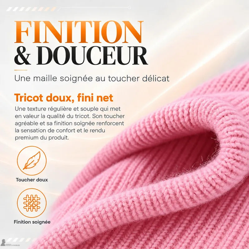 Détail de la maille à côtes rose et des finitions de la cagoule Paloma - Espace Cagoules