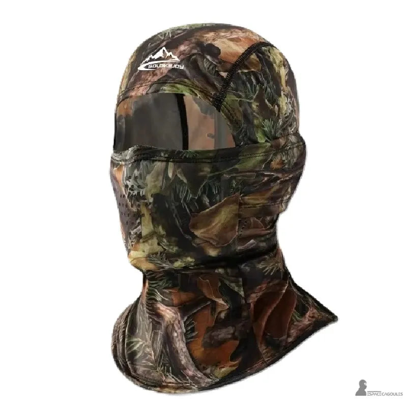 Militärische Sturmhaube 1 Loch aus glattem Seidenmaterial im Woodland-Tarnmuster, Frontansicht mit breitem Augenöffnungsbereich und perforiertem Atembereich - Cagoules Space