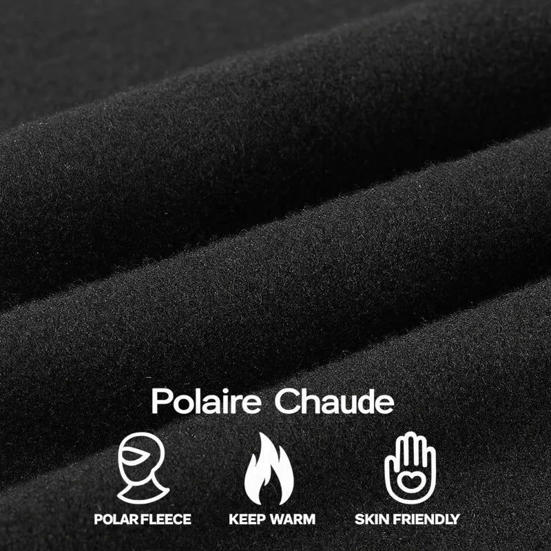 Cagoule moto hiver MaxVision gros plan texture polaire chaude avec surface douce en macro, vue détaillée du tissu intérieur - Espace Cagoules