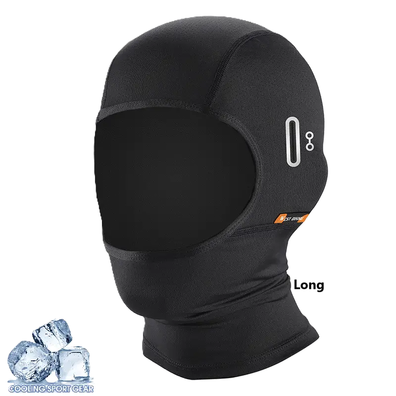 Cagoule moto été minimaliste noire, vue latérale, avec un logo discret et une conception ventilée. Glaçons en fond pour illustrer son confort thermique en été.