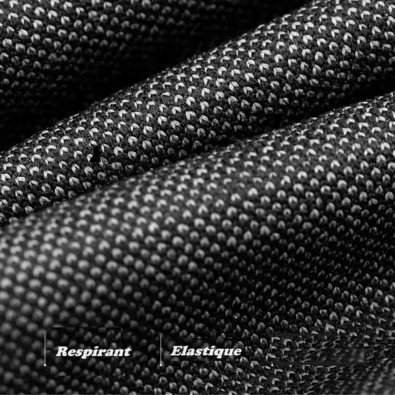 Cagoule ou tour de cou moto en textile respirant à maille technique, structure souple et élastique, vue macro sur la texture du tissu – Espace Cagoules