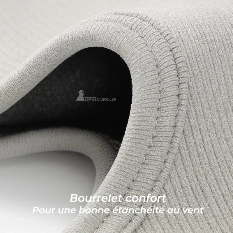 Cagoule ski femme gris clair gros plan bourrelet confort assurant une étanchéité au vent optimale