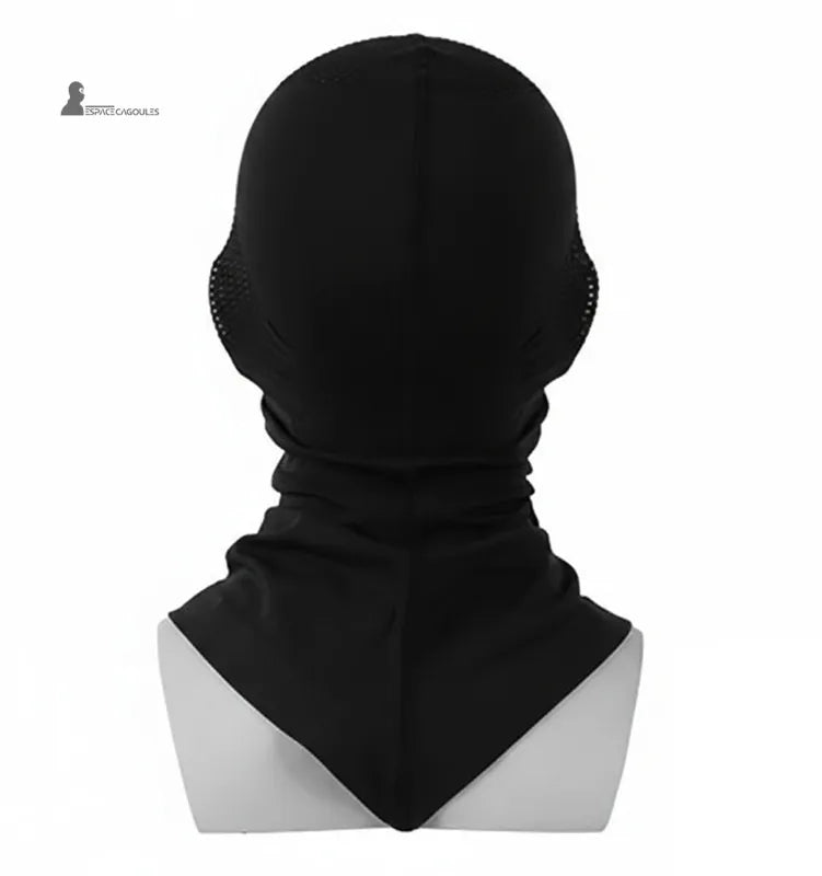 Taktische Sturmhaube aus dehnbarem technischem Stoff in Schwarz, Ganzkörperform, die Nacken und Hals bedeckt, Rückansicht auf einem Modell - Cagoules Raum