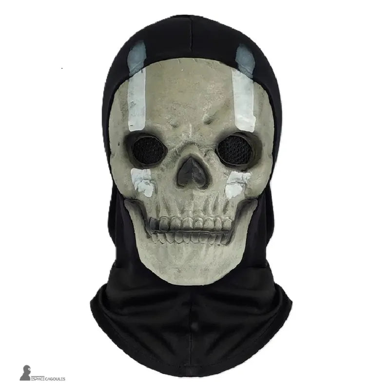 Cagoule type ghost recon avec masque crâne aux cavités nasales marquées vue de face sur fond neutre - Espace Cagoules