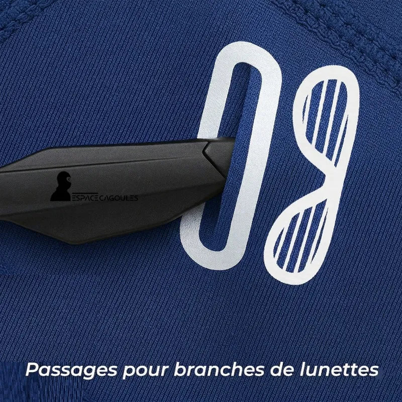 Gros plan sur passage pour branches de lunettes intégré dans la cagoule vélo femme - Espace Cagoules