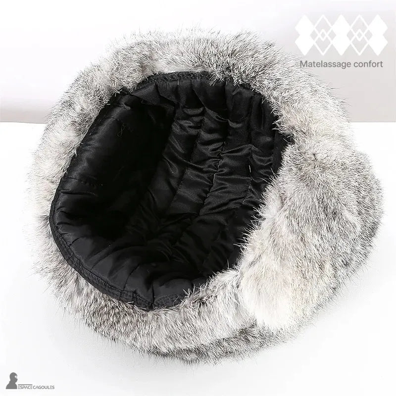 Cappello di pelliccia femminile – Vista interna del quilting nero imbottito circondato da pelliccia di coniglio, comfort termico rinforzato – Espace Cagoules