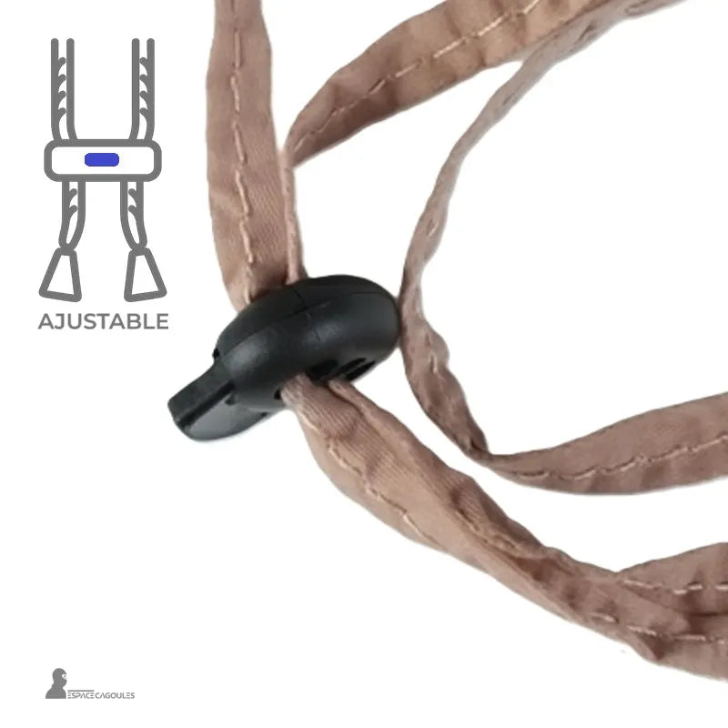 Chapka garçon vue détaillée du cordon ajustable, système de serrage pratique permettant un maintien sûr pendant les activités hivernales – Espace Cagoules