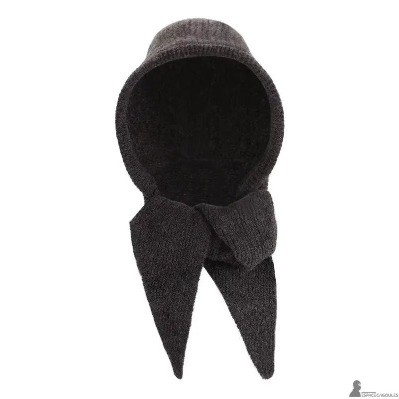 Echarpe cagoule femme marron foncé en maille épaisse, forme capuche avec pans croisés, vue de face sur fond blanc - Espace Cagoules