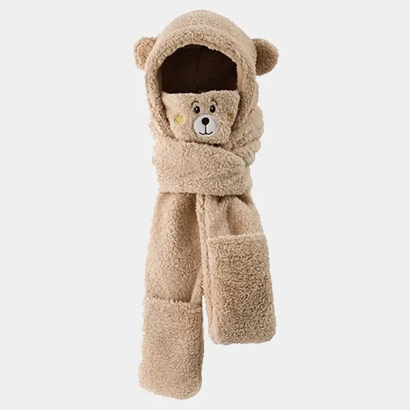 Écharpe cagoule pour femme en polaire kaki avec des oreilles d'ours, un design doux et chaleureux intégrant une écharpe longue et un motif visage d'ours sur le devant. Idéal pour l'hiver.