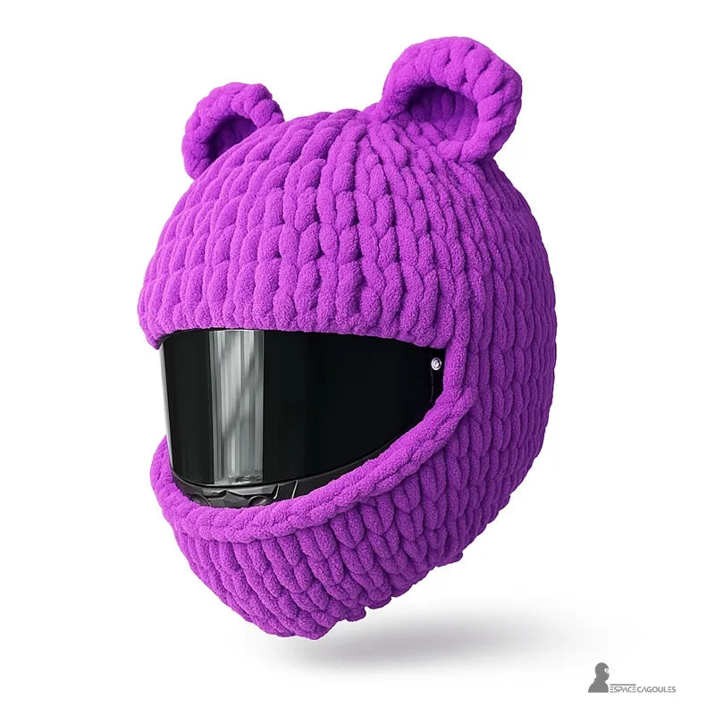 Housse cagoule pour casque Moto violette à oreilles rondes, texture tricotée épaisse et finition douce, fond blanc, Espace Cagoules
