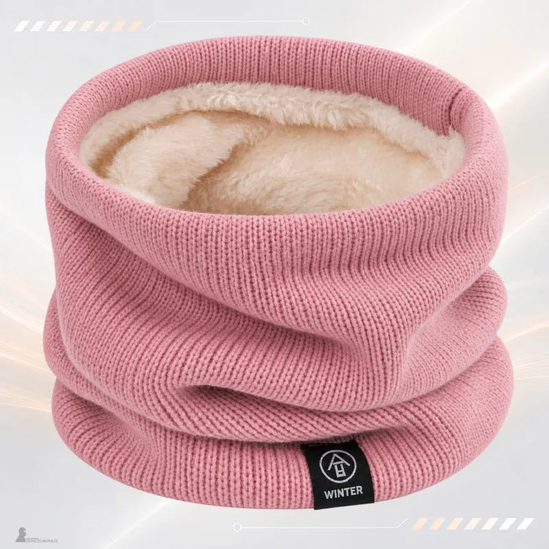 Tour de cou ski femme Néva coloris rose en maille tricotée doublée polaire, vue de profil - Espace Cagoules